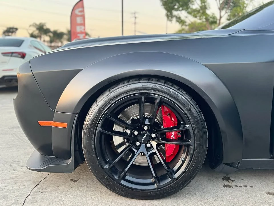 2021 Dodge Challenger SRT Hellcat 3rd Gen - Image 16 of 19