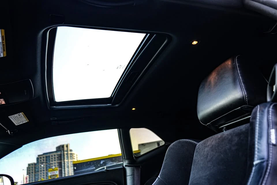 2021 Dodge Challenger 3rd Gen - Image 6 of 7