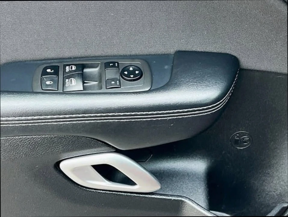 2021 Dodge Challenger 3rd Gen - Image 17 of 20