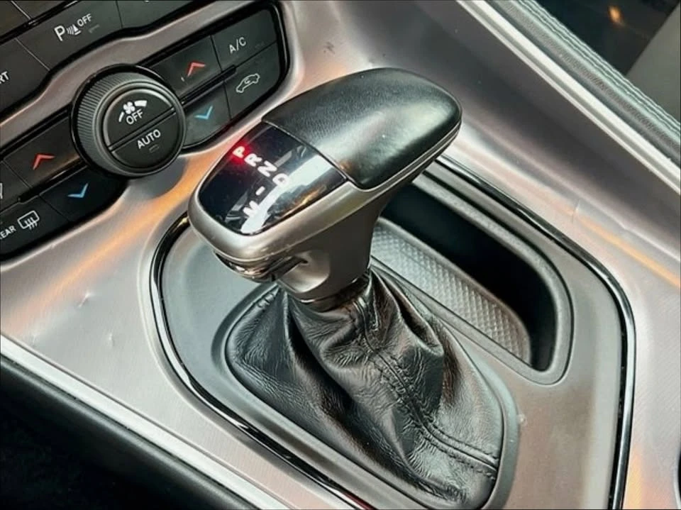 2021 Dodge Challenger 3rd Gen - Image 16 of 20