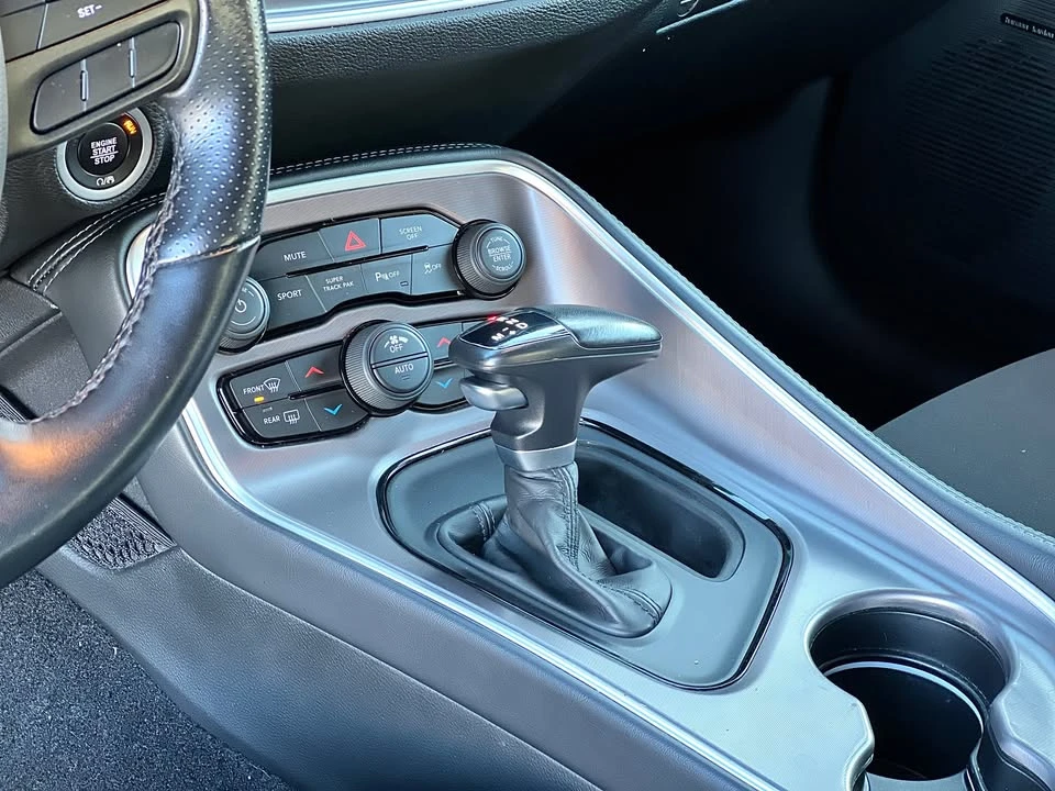 2021 Dodge Challenger 3rd Gen - Image 9 of 10