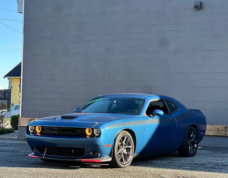 2021 Dodge Challenger 3rd Gen - Image 5 of 10