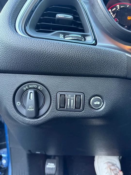 2021 Dodge Challenger 3rd Gen - Image 15 of 15