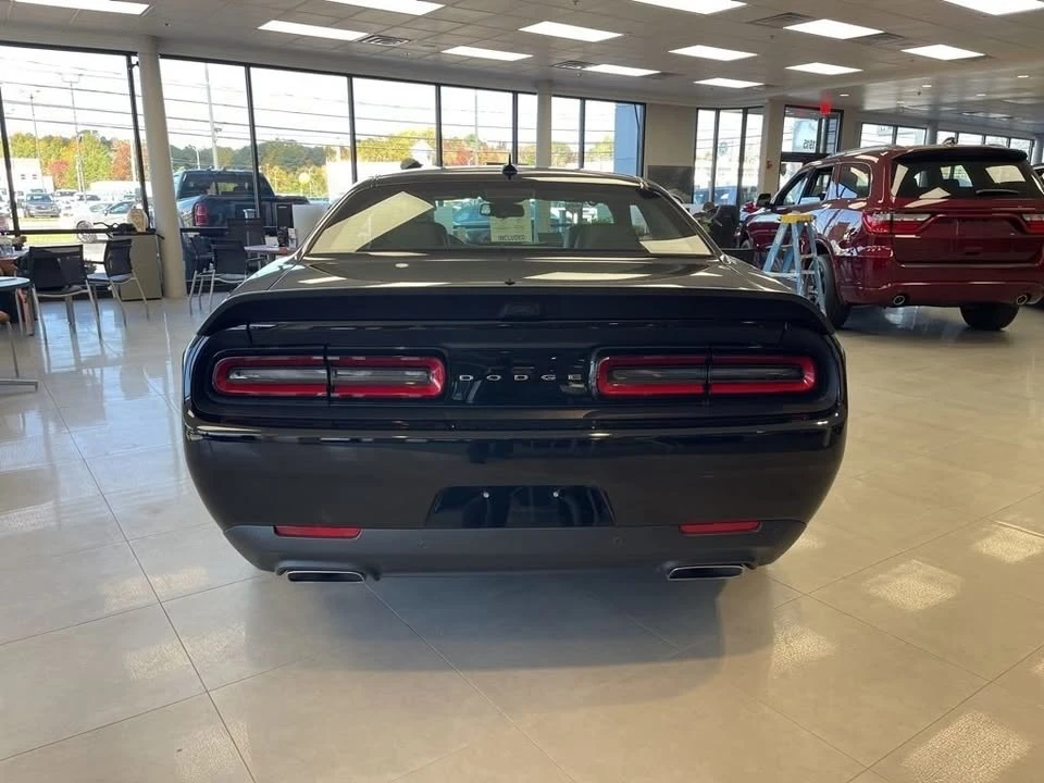 2021 Dodge Challenger 3rd Gen - Image 5 of 19