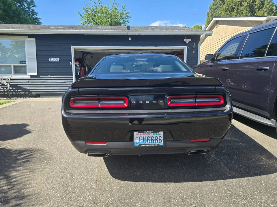 2021 Dodge Challenger 3rd Gen - Image 8 of 10