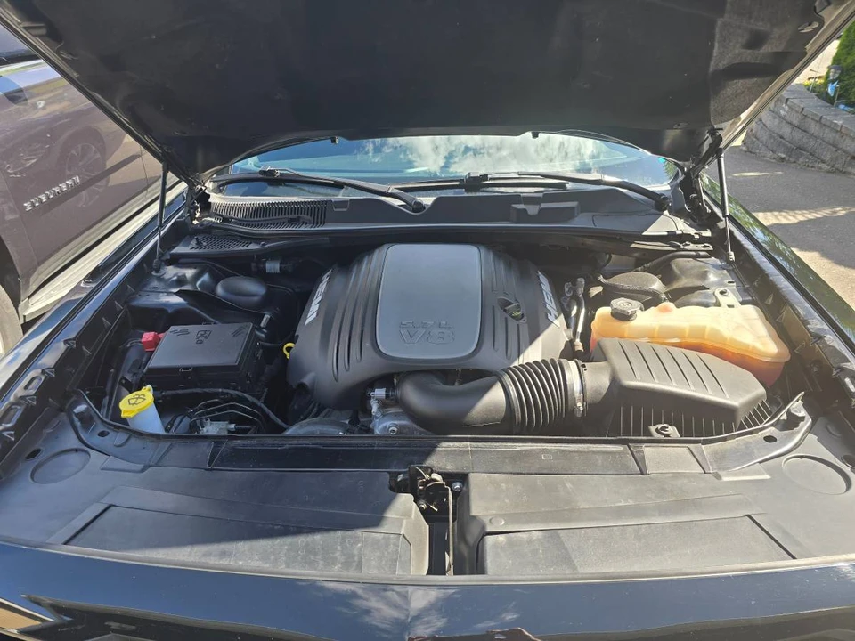 2021 Dodge Challenger 3rd Gen - Image 4 of 10