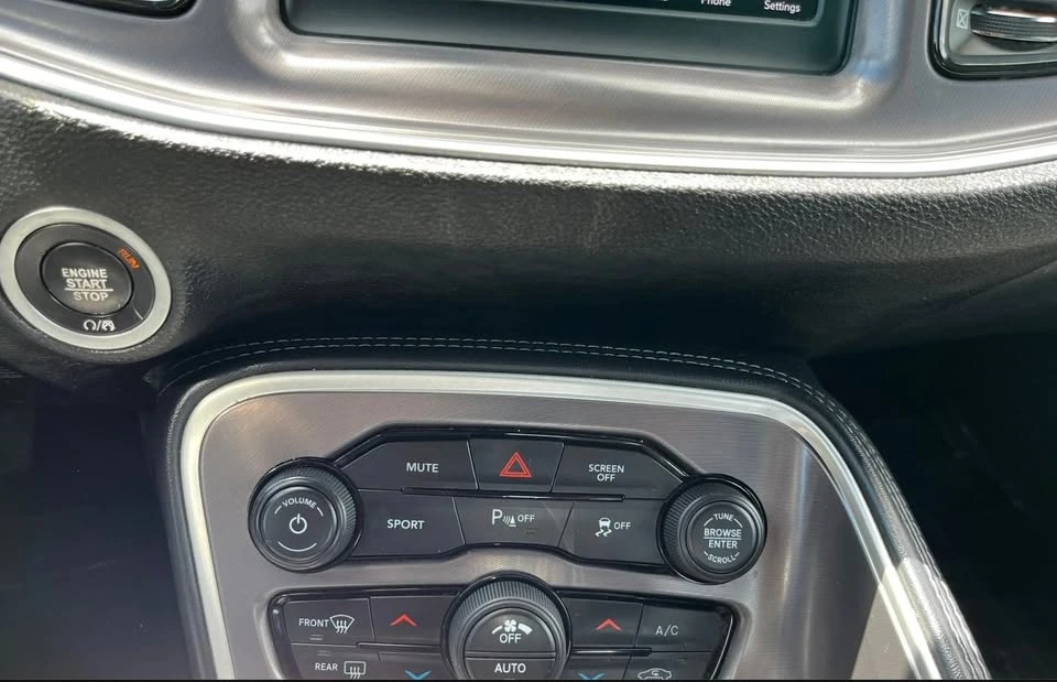 2021 Dodge Challenger 3rd Gen - Image 18 of 20