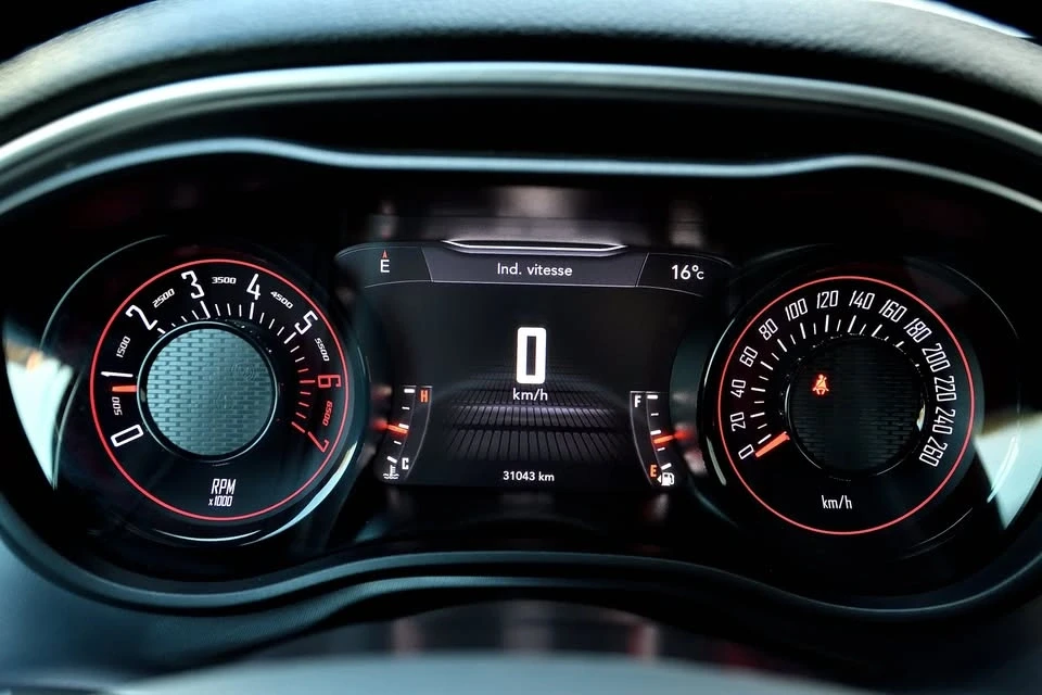 2021 Dodge Challenger 3rd Gen - Image 13 of 20