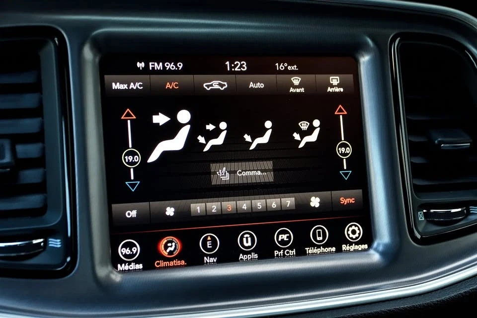 2021 Dodge Challenger 3rd Gen - Image 16 of 20