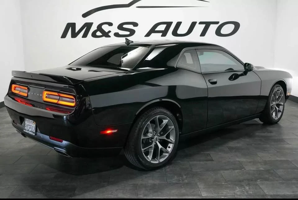 2021 Dodge Challenger 3rd Gen - Image 3 of 18