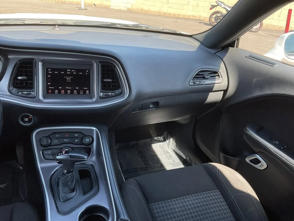 2021 Dodge Challenger 3rd Gen - Image 17 of 20