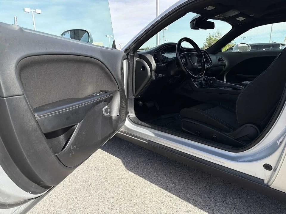 2021 Dodge Challenger 3rd Gen - Image 6 of 8