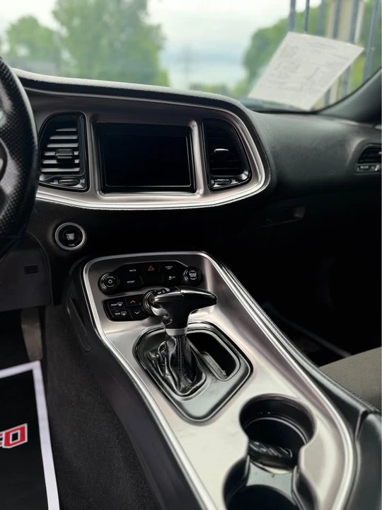 2021 Dodge Challenger 3rd Gen - Image 9 of 13