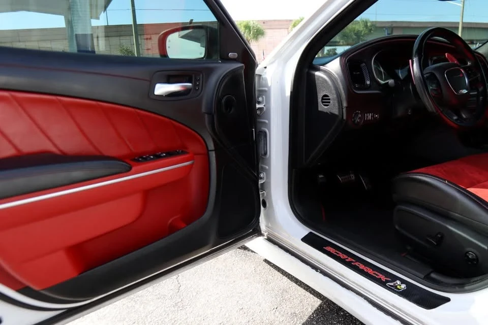 2021 Dodge Charger 8th Gen - Image 19 of 20
