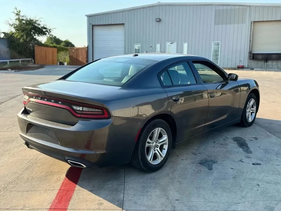 2021 Dodge Charger 8th Gen - Image 5 of 10