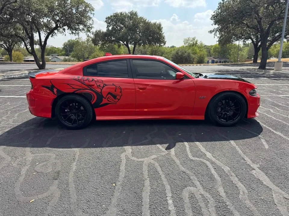 2021 Dodge Charger 8th Gen - Image 10 of 18