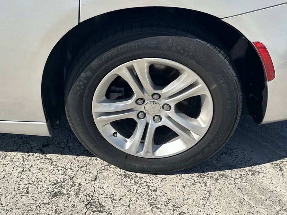 2021 Dodge Charger 8th Gen - Image 10 of 19