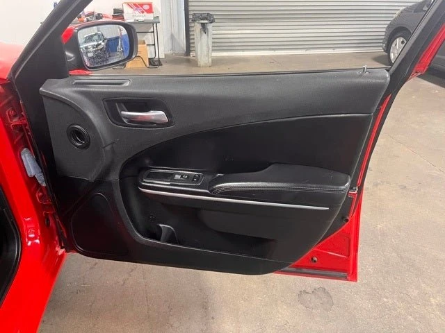 2021 Dodge Charger 8th Gen - Image 9 of 16