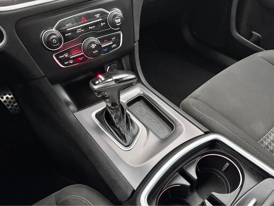 2021 Dodge Charger 7th Gen - Image 16 of 18