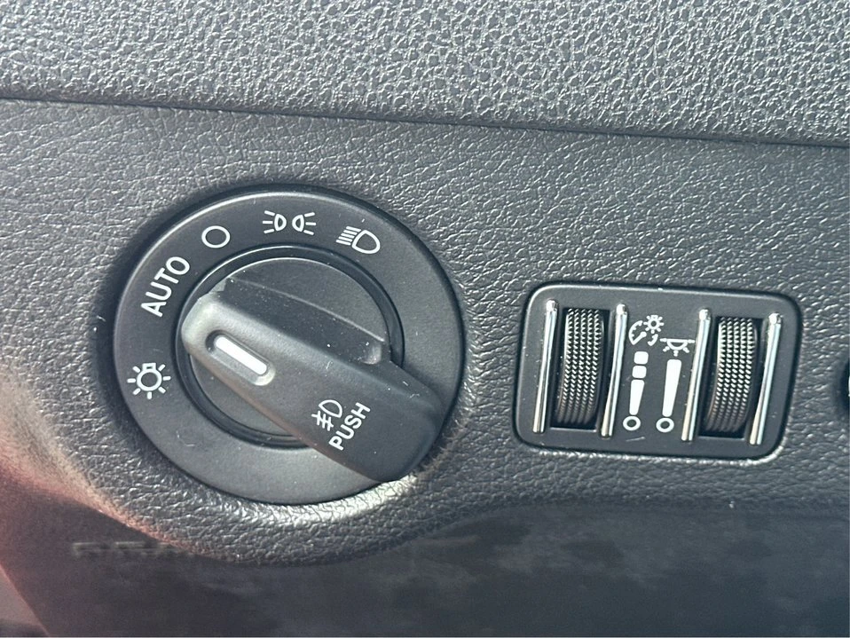 2021 Dodge Charger 7th Gen - Image 13 of 20