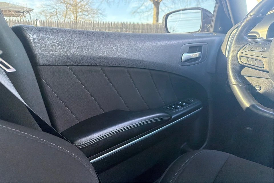 2021 Dodge Charger 8th Gen - Image 15 of 20