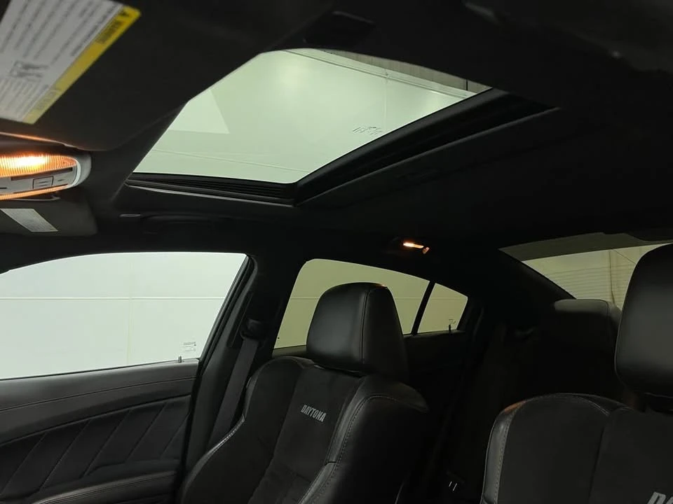 2021 Dodge Charger 8th Gen - Image 11 of 19