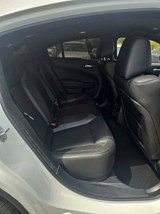 2021 Dodge Charger 8th Gen - Image 7 of 10