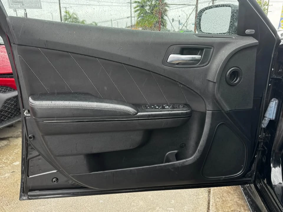 2021 Dodge Charger 7th Gen - Image 17 of 19