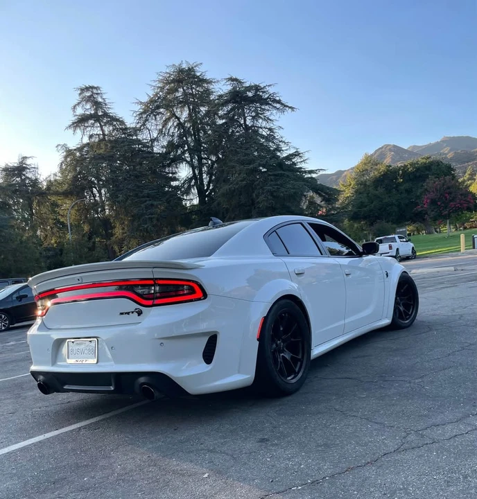 2021 Dodge Charger SRT Hellcat 7th Gen - Image 4 of 13
