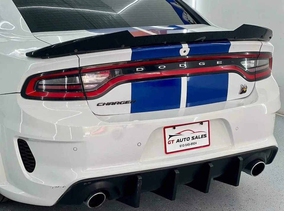 2021 Dodge Charger 8th Gen - Image 9 of 18