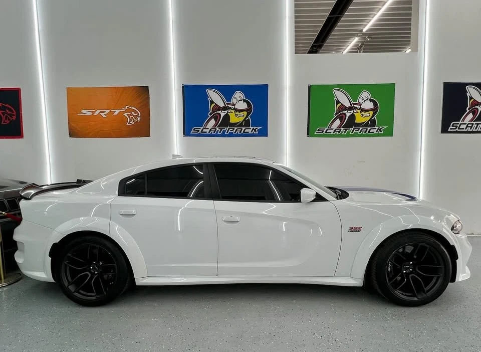 2021 Dodge Charger 8th Gen - Image 8 of 18