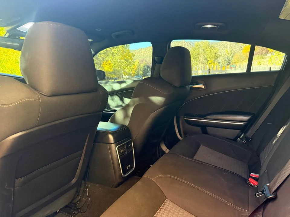 2021 Dodge Charger 8th Gen - Image 11 of 13