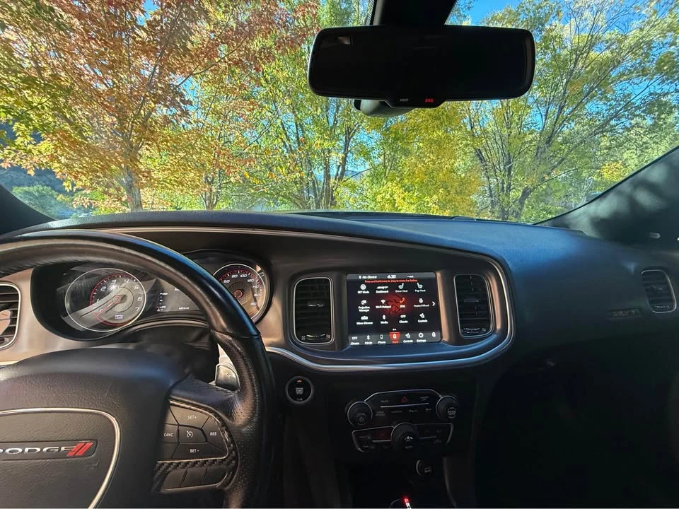 2021 Dodge Charger 8th Gen - Image 10 of 13