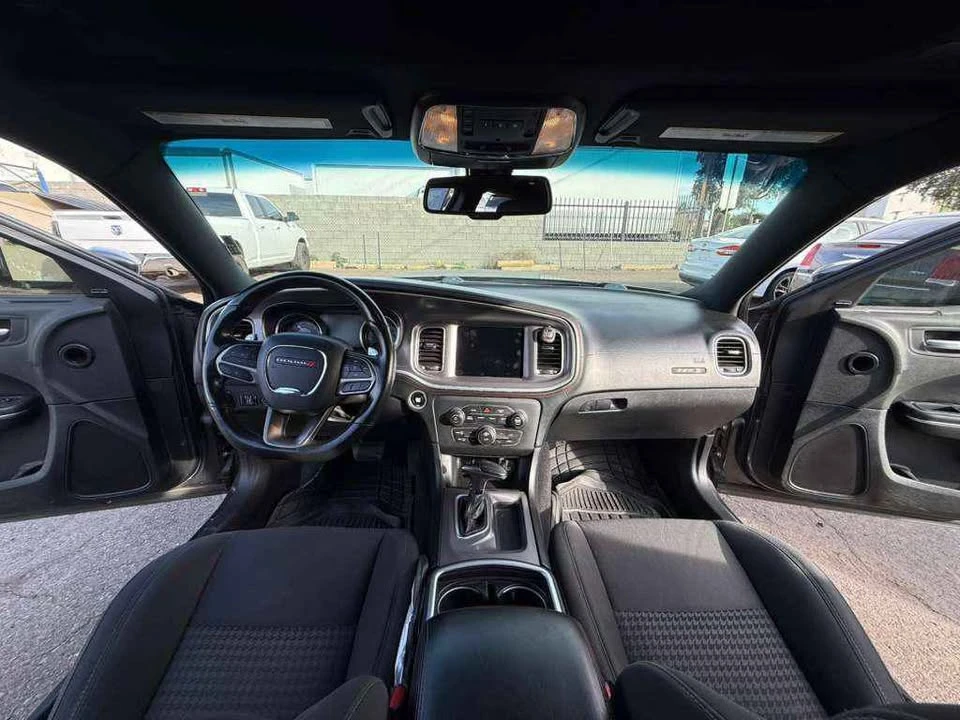 2021 Dodge Charger 8th Gen - Image 8 of 10