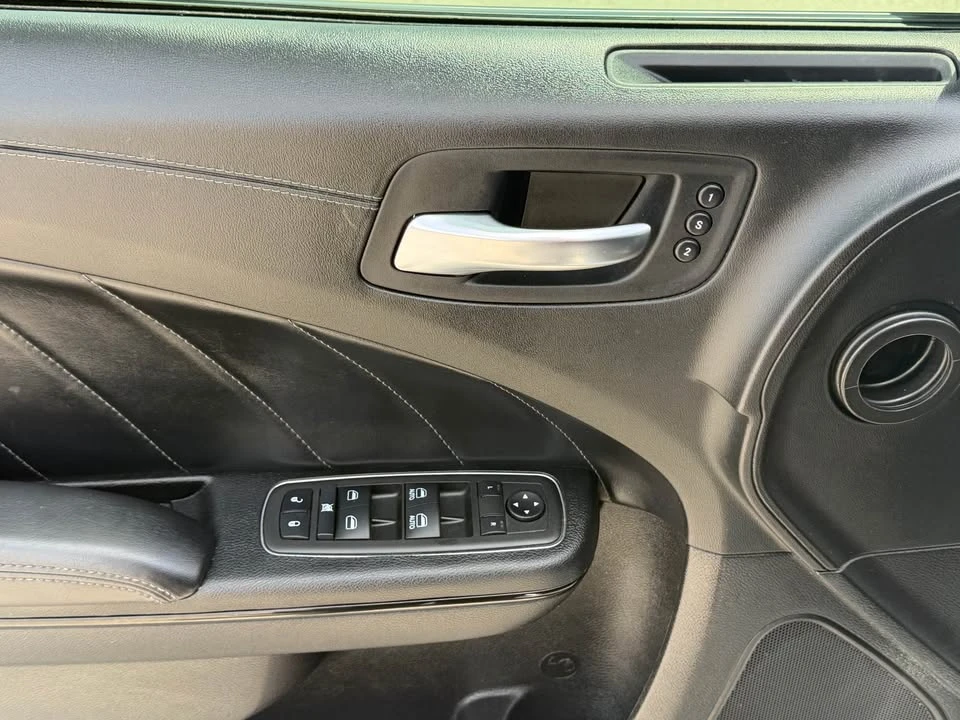2021 Dodge Charger 7th Gen - Image 14 of 19