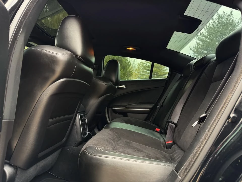 2021 Dodge Charger 8th Gen - Image 15 of 20
