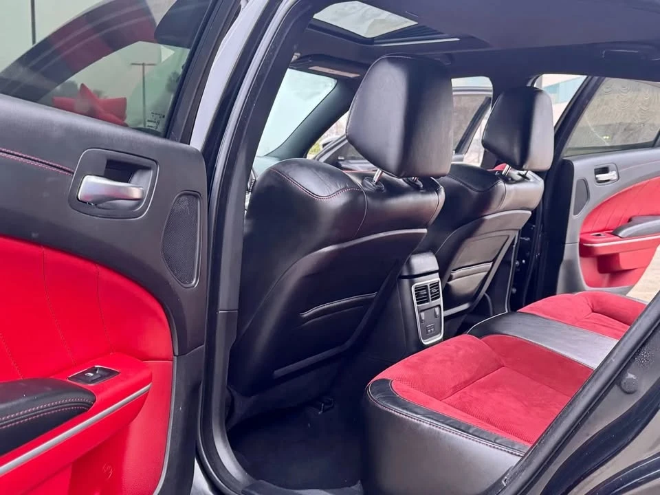 2021 Dodge Charger 8th Gen - Image 15 of 18