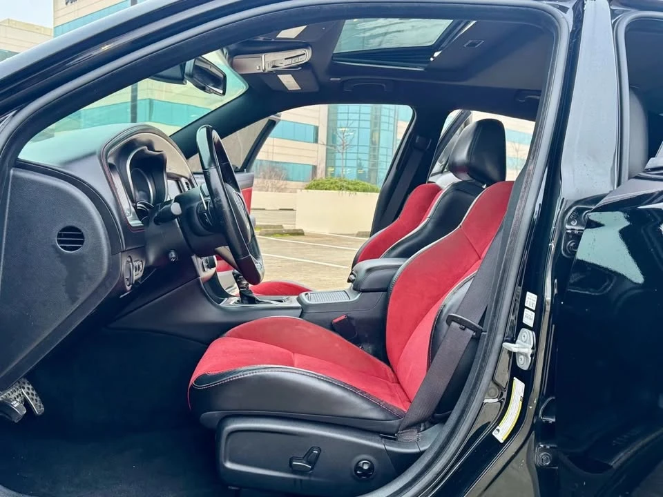 2021 Dodge Charger 8th Gen - Image 14 of 18