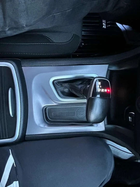 2021 Dodge Charger 8th Gen - Image 15 of 18