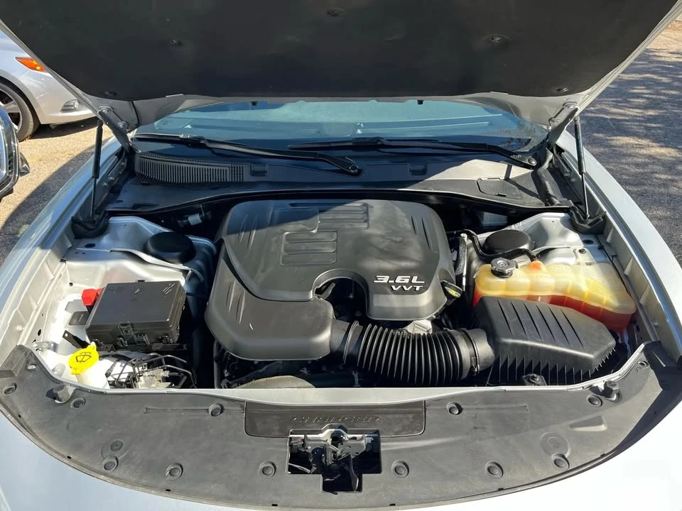 2021 Dodge Charger 8th Gen - Image 18 of 20