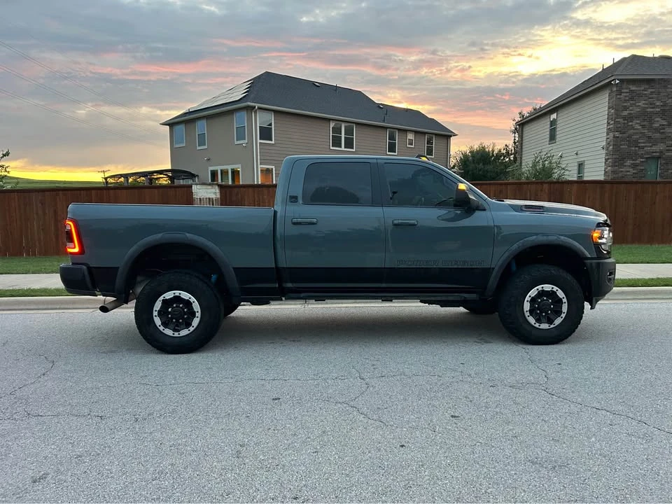 2021 Ram 2500 - Image 4 of 13