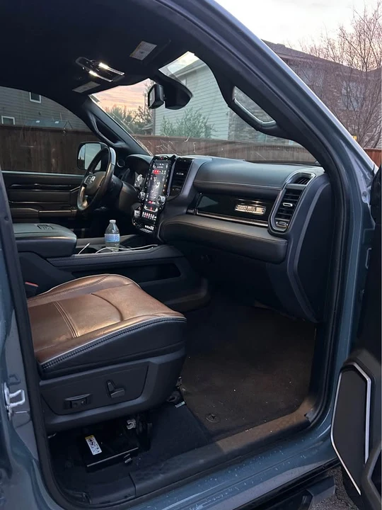 2021 Ram 2500 - Image 9 of 13