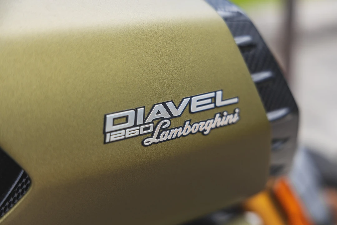 2021 Ducati Diavel - Image 12 of 31