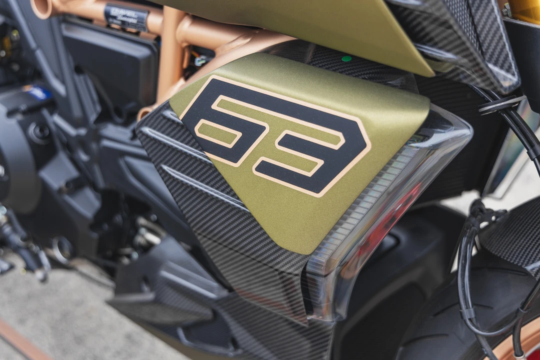 2021 Ducati Diavel - Image 17 of 31