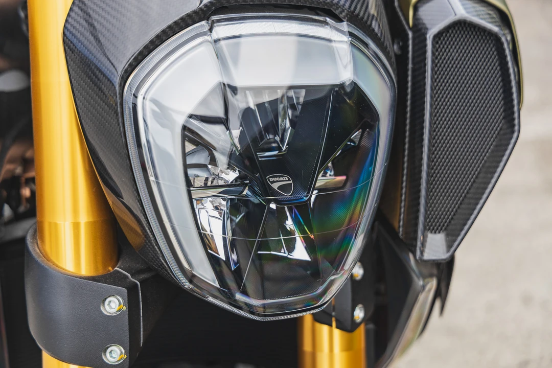 2021 Ducati Diavel - Image 26 of 31