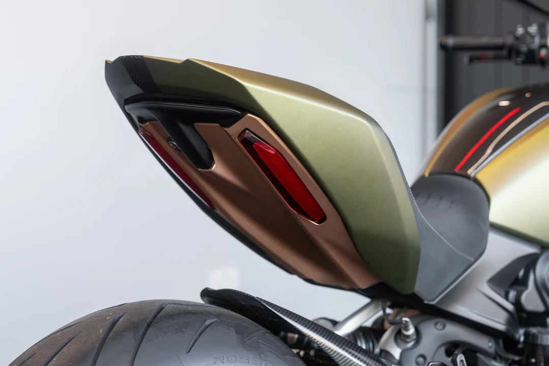 2021 Ducati Diavel - Image 24 of 31