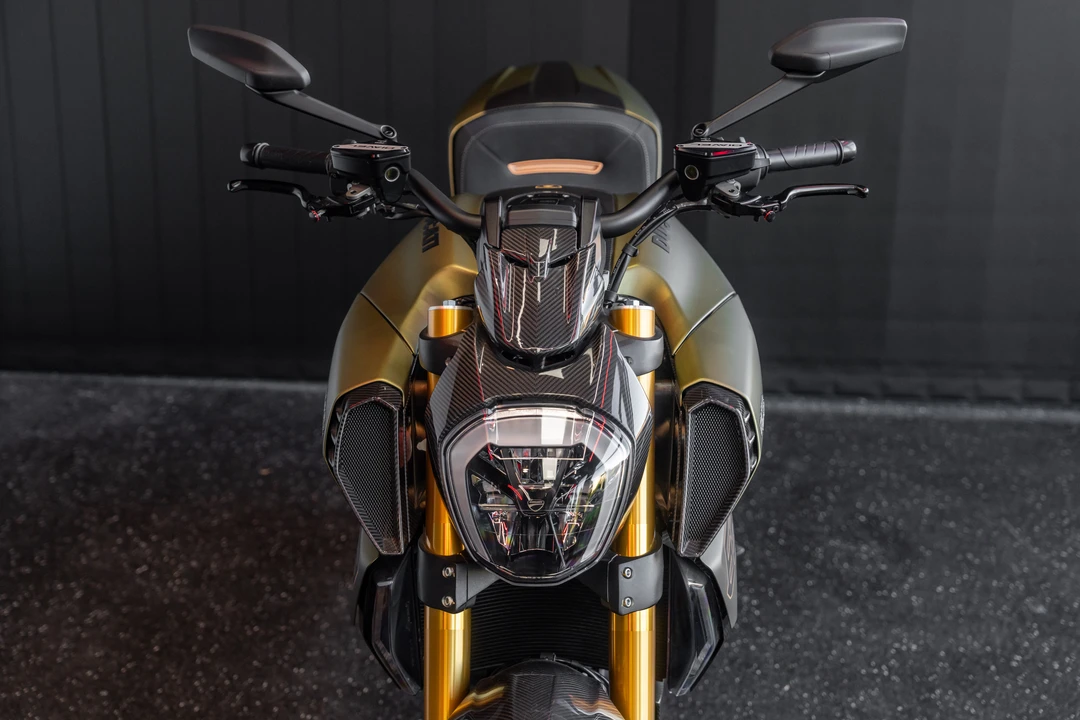2021 Ducati Diavel - Image 26 of 31