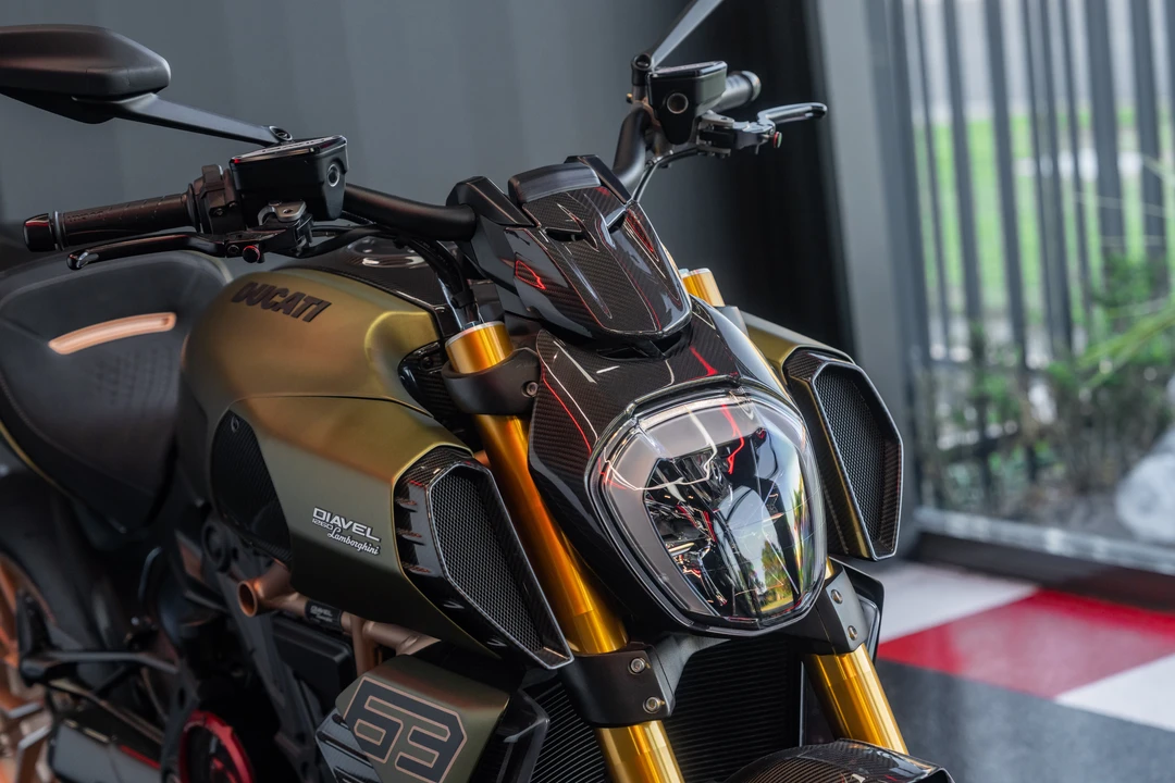 2021 Ducati Diavel - Image 28 of 31
