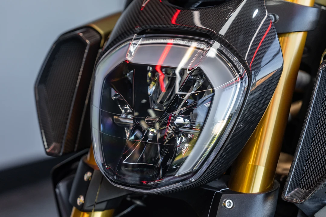 2021 Ducati Diavel - Image 29 of 31