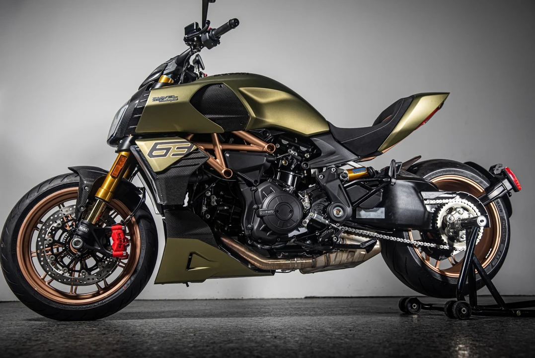 2021 Ducati Diavel - Image 5 of 18